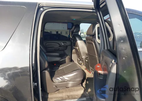 2009 Cadillac Escalade Esv Standard from USA, damaged, VIN 1GYFK262X9R292610